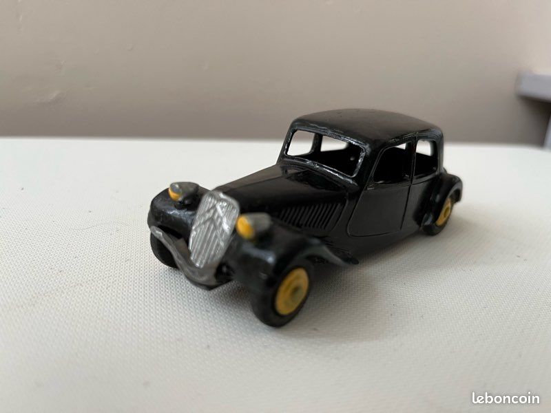 Dinky Toys Citroën Traction Avant 11 BL 24 N Noire, échelle 1/43, Modèle Réduit France, 1960, Occasion