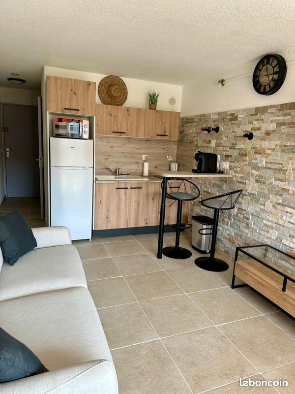 Appartement 1 pièce 25 m² · à Le Grau-du-Roi · 25 m² · 450 €/mois