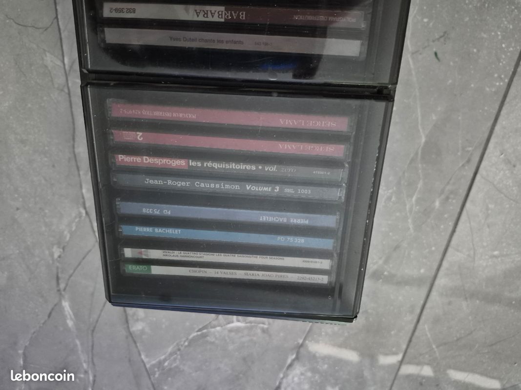 Rack Rangement Audio Bank Vintage + 24 CD (Scorpions, Barbara, Desproges, Bach, Chopin) (image 2)