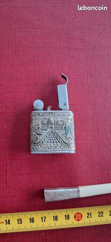 elfbar nachfüll pod läuft aus Superbe ensemble fumeur asiatique ancien boîte à cigarettes en argent  massif briquet et fume-cigarette
