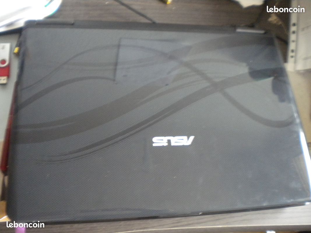 PC Portable Asus X71S - Écran 17" - Intel Core 2 Duo 1.5GHz - 2 Go RAM - Occasion Bon état