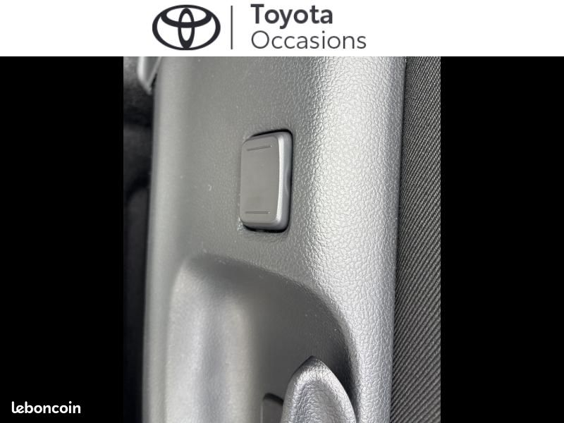 Toyota Yaris Cross 116h Design PACK CARGO MY26 (image 15)
