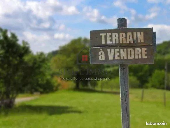 Terrain 610 m² · à Celles · 610 m² · 17 950 €