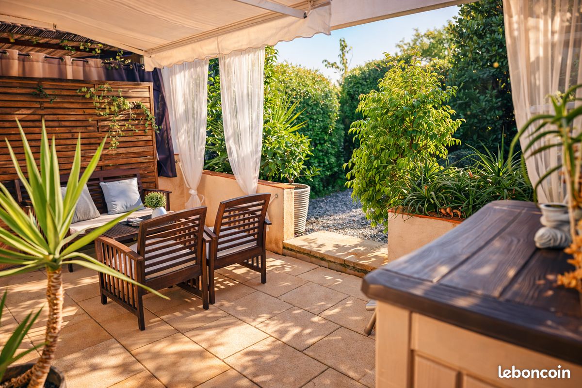 Studio plage à 200M- Terrasse- Piscine au sel- parking- BBQ (image 4)