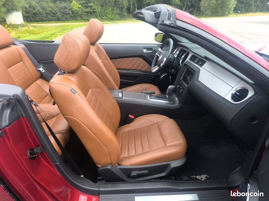 Ford Mustang Cabriolet V6 (image 8)