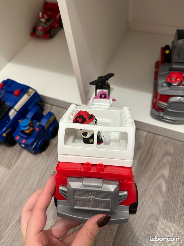 Camion lego Marcus et Stella (image 2)
