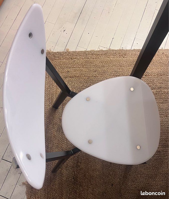 Table et chaises (image 5)