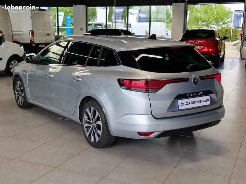 Renault Megane Estate 1.5 Blue dCi 115ch Techno EDC -23 (image 10)