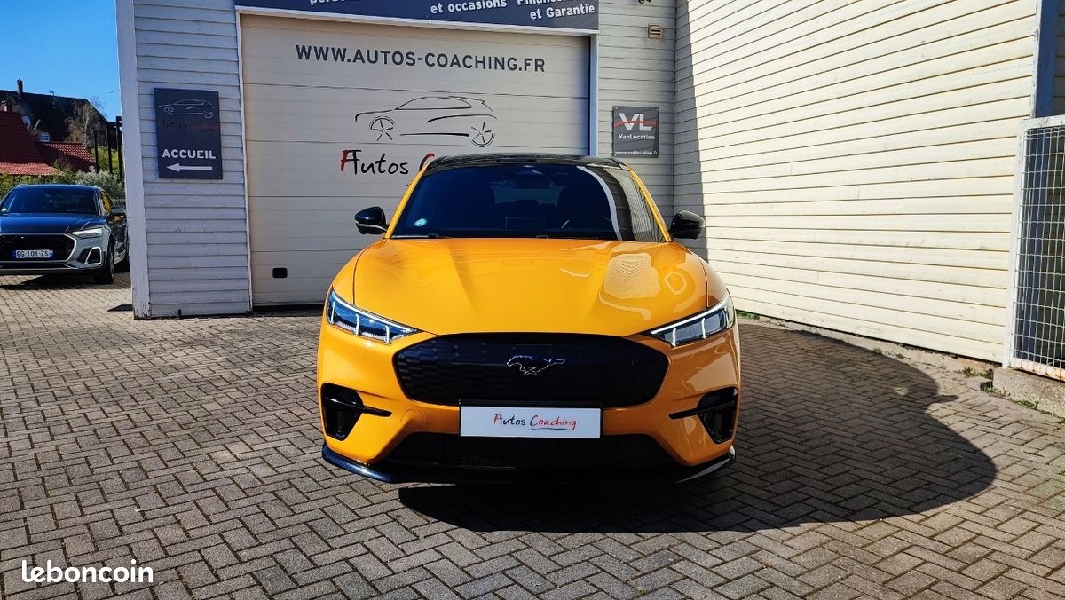 Ford mustang mach-e extended range 99 kwh 487 awd gt / audio b&o / toit pano / 4×4 (image 2)