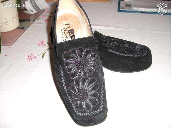 Chaussures femme cuir noir (image 1)