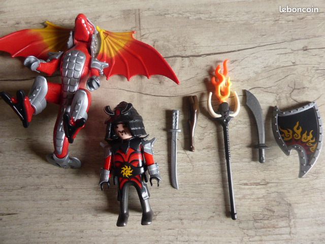 PLAYMOBIL 5463 SAMOURAI ET DRAGON comme NEUF (image 1)