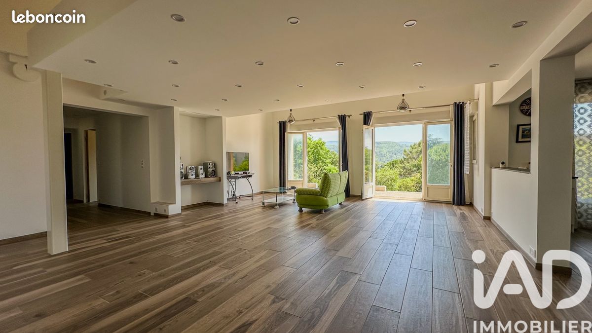 Maison 4 pièces 153 m² · à Apt · 153 m² · 420 000 €