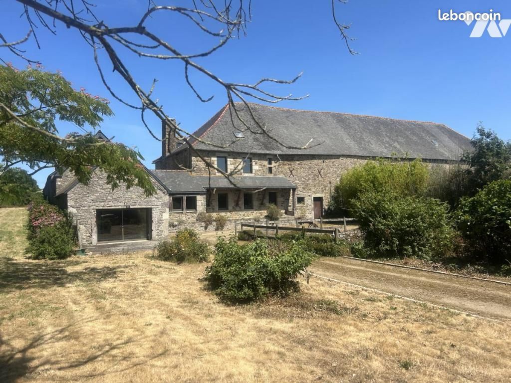 Maison 188 m² · à Quemper-Guézennec · 188 m² · 231 000 €