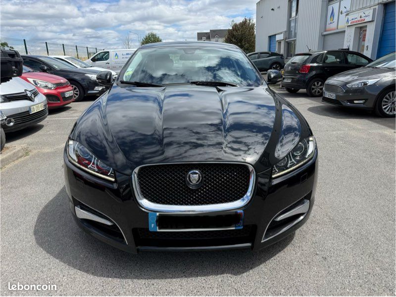 Jaguar xf (2) 3.0 v6 d 240 luxe (image 10)