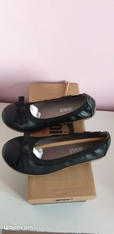 Ballerine fille besson cuir noir p 30 neuf (image 3)