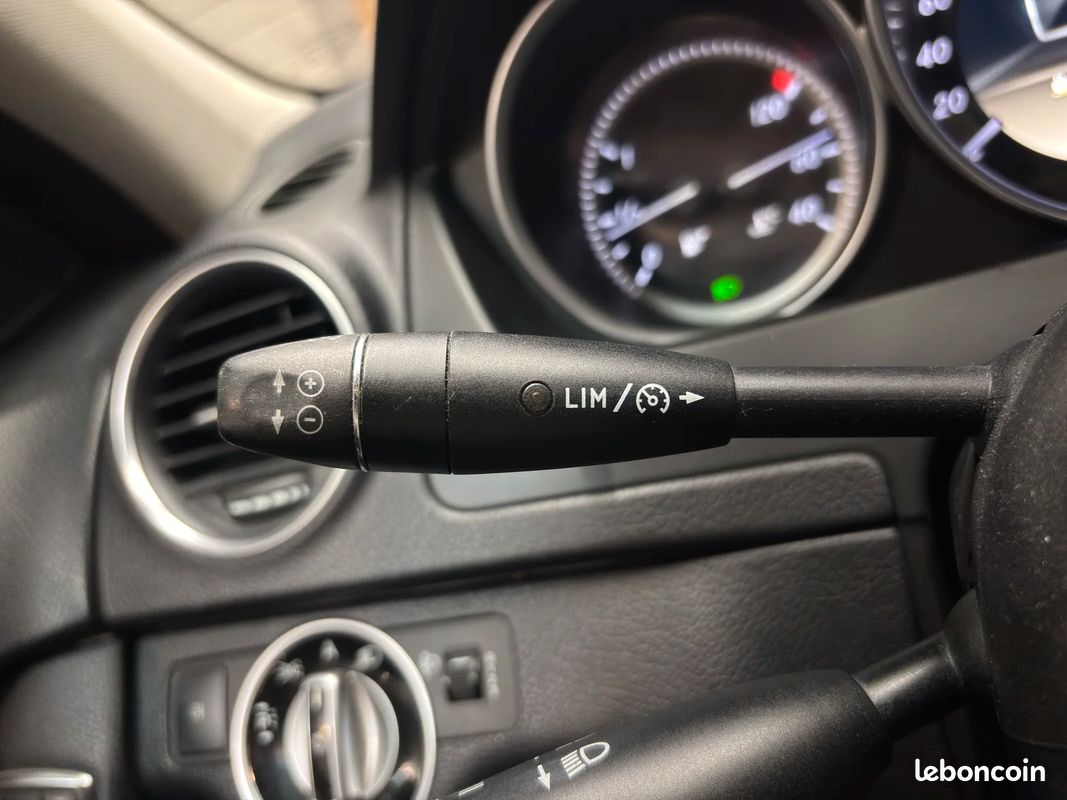 Mercedes-Benz CLASSE C C 180 CDI BlueEfficiency Classic / Embrayage 2024 + Entretiens complet (image 27)