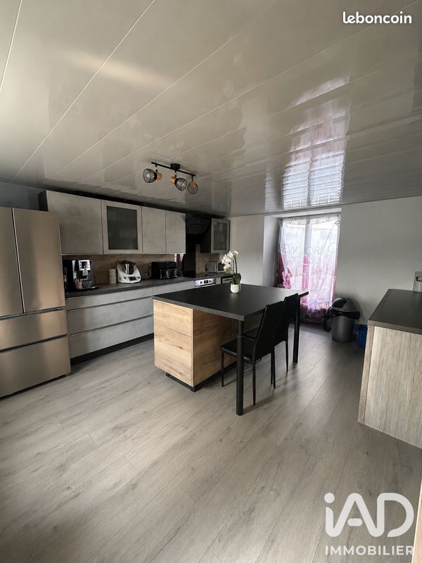 Maison 4 pièces 95 m² · à Belles-Fontaines · 95 m² · 105 000 €