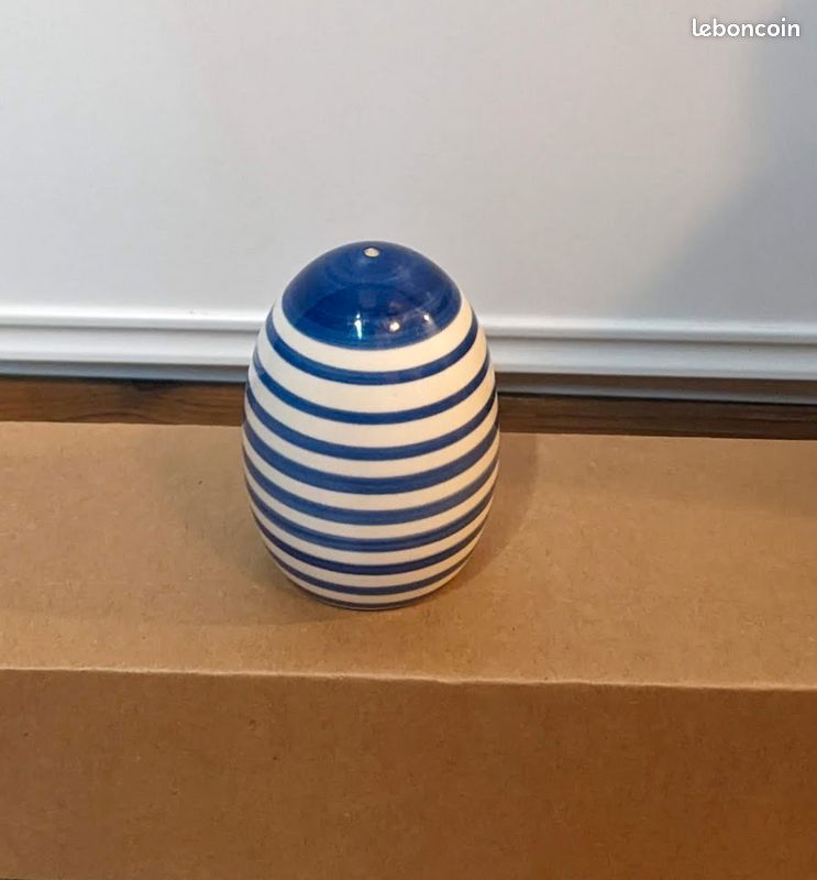 Salière ou poivrière bleue/blanc Sagaform (image 1)