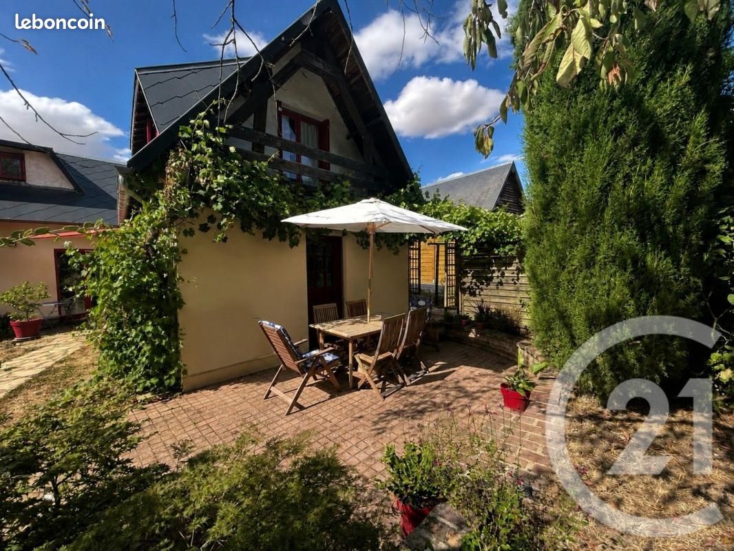 Maison 6 pièces 106 m² · à Caugé · 106 m² · 219 000 €
