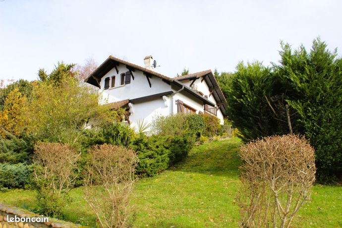 Maison 6 pièces 164 m²