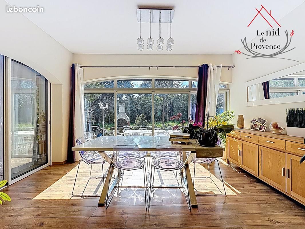 Maison 5 pièces 136 m² · à Saint-Saturnin-lès-Avignon · 136 m² · 475 000 €