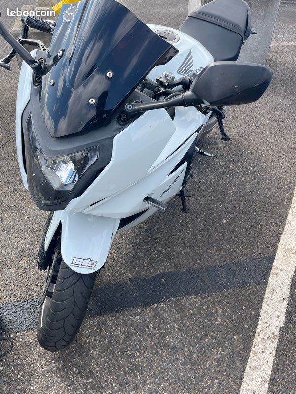 Honda cbr 650 f (image 1)