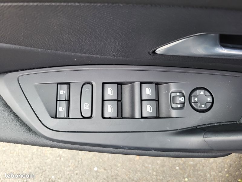 Peugeot 308 SW 1.2I HYBRID - 145 BV E-DCS6 ALLURE (image 5)