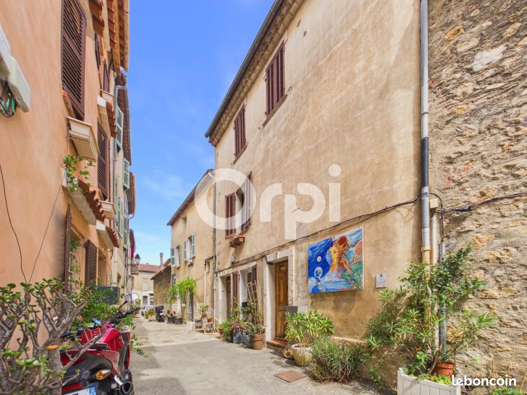 Maison 3 pièces 68 m² · à Tourrettes · 68 m² · 830 €