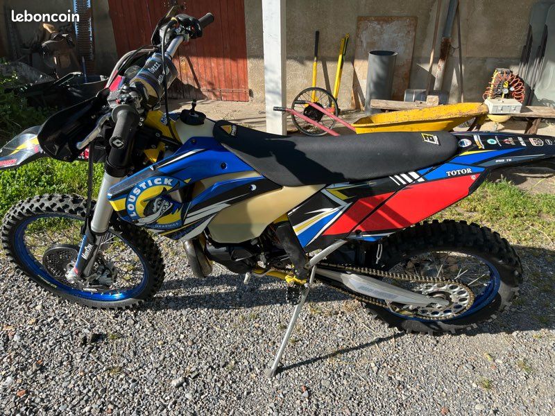 250 4t Husqvarna 300 2t Usato Enduro Moto Cross In Vendita Usate