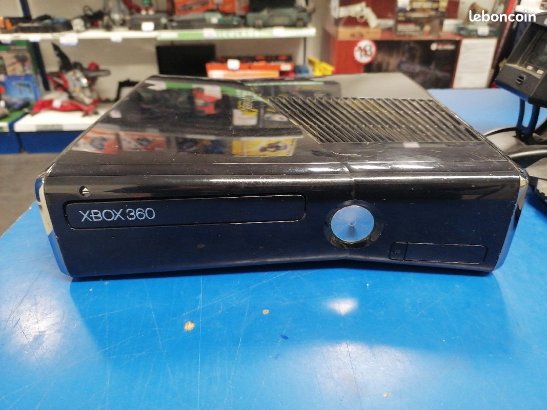 Xbox 360 (image 1)