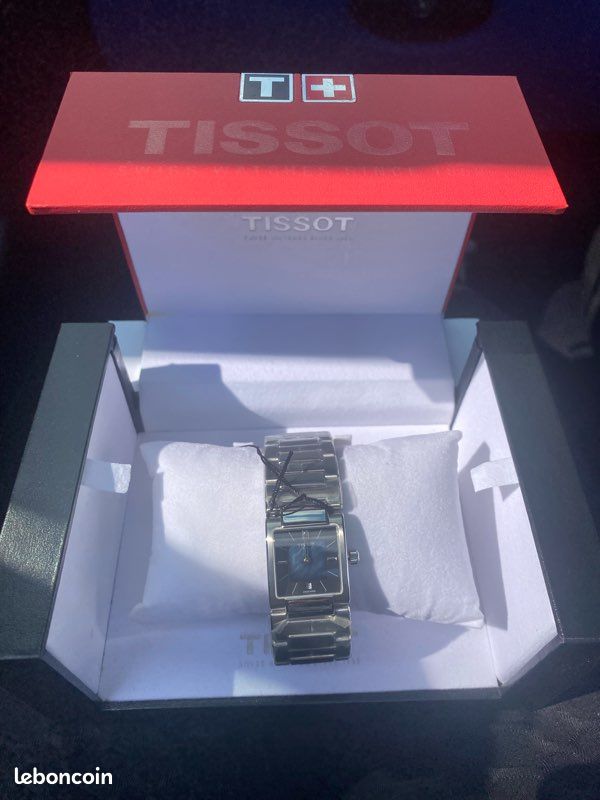 Montre Automatique Femme Tissot Acier Inoxydable - Occasion Avec étiquettes, Montre Bracelet élégante
