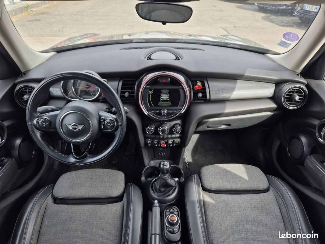 MINI COOPER III (F55) 1.5 Essence 136Ch FINITION CHILI - Garantie 12 mois (image 2)