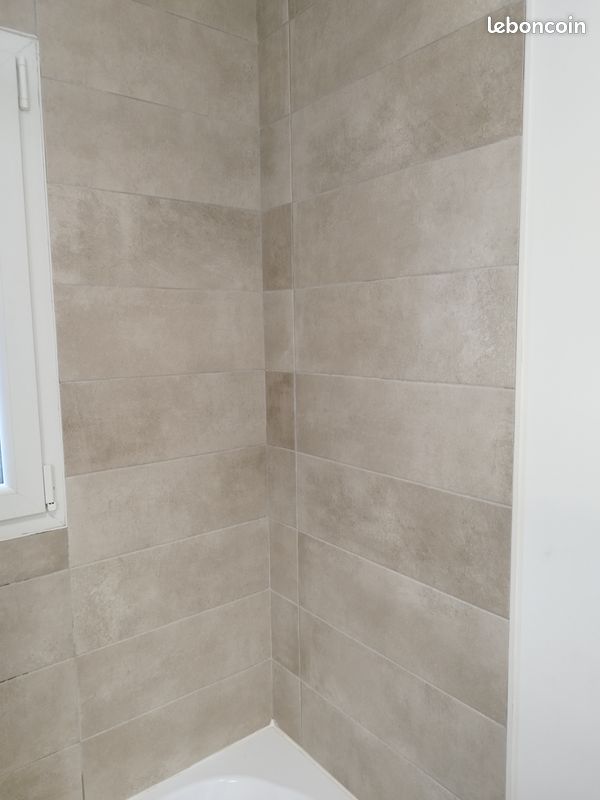 Carrelage mural beige (image 1)