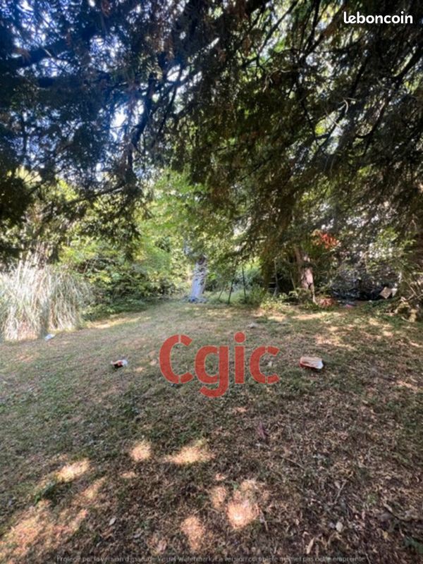 Terrain 795 m² · à Saint-Germain-en-Laye · 795 m² · 728 000 €