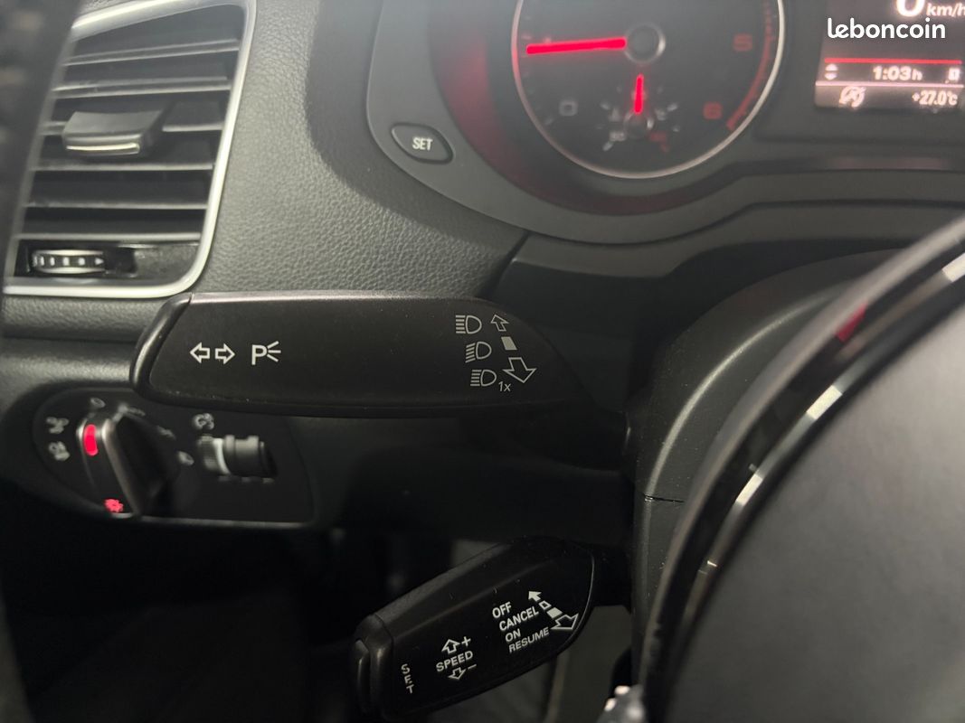 AUDI Q3 Q3 2.0 TDI 120 ch S line (image 23)