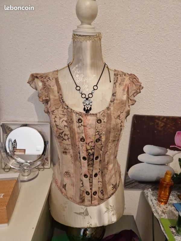 Buste mannequin (image 1)