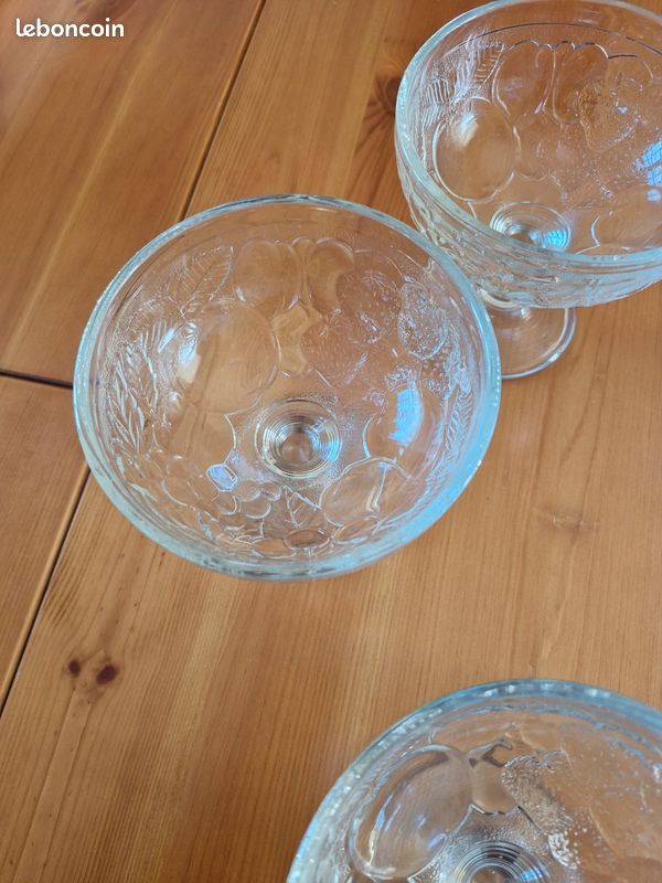 Lot de 5 Coupes à Glaces en très bon état (image 3)