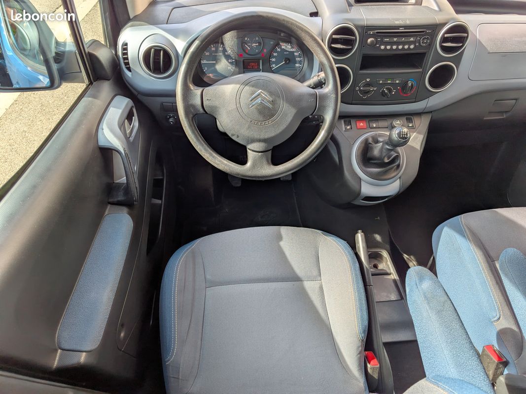 CITROEN BERLINGO MULTISPACE 1.6L 90CH / TRANSPORT PMR / TPMR / 4 PLACES + 1 FAUTEUIl (image 16)