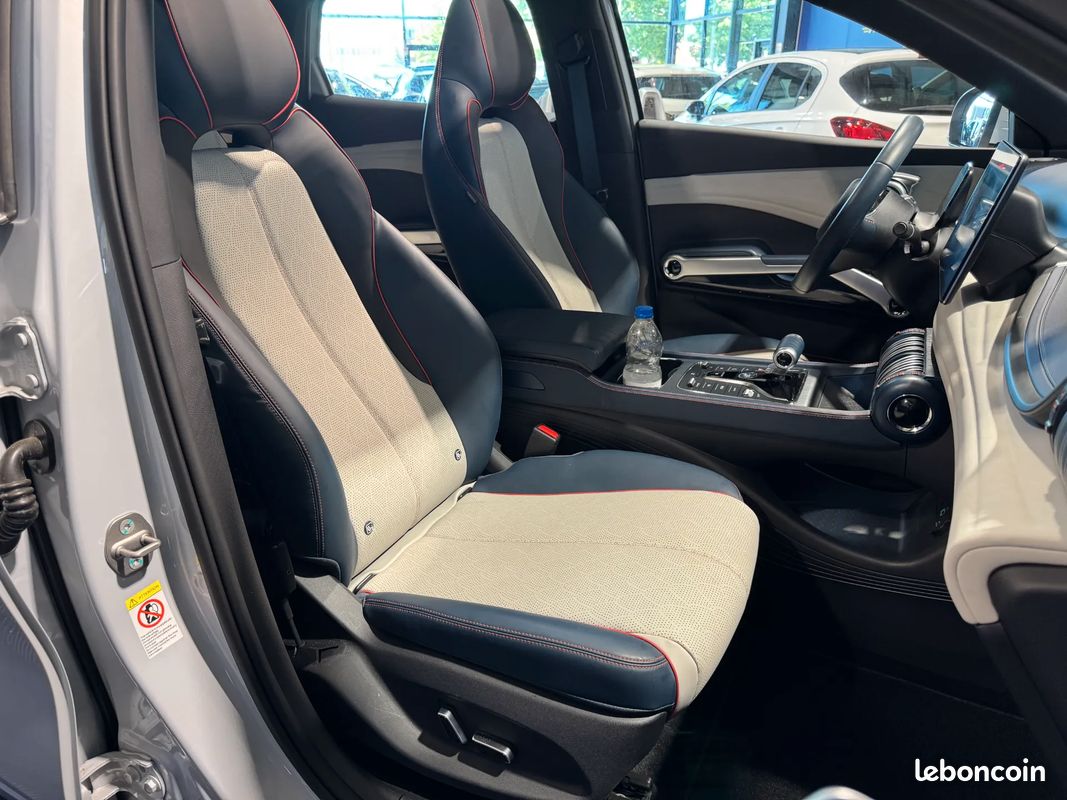 BYD Atto 3 204ch 60,5Kwh Comfort - 2024 - 20 000 km - Toit ouvrant - Caméra 360 - Garantie 4 ans (image 10)