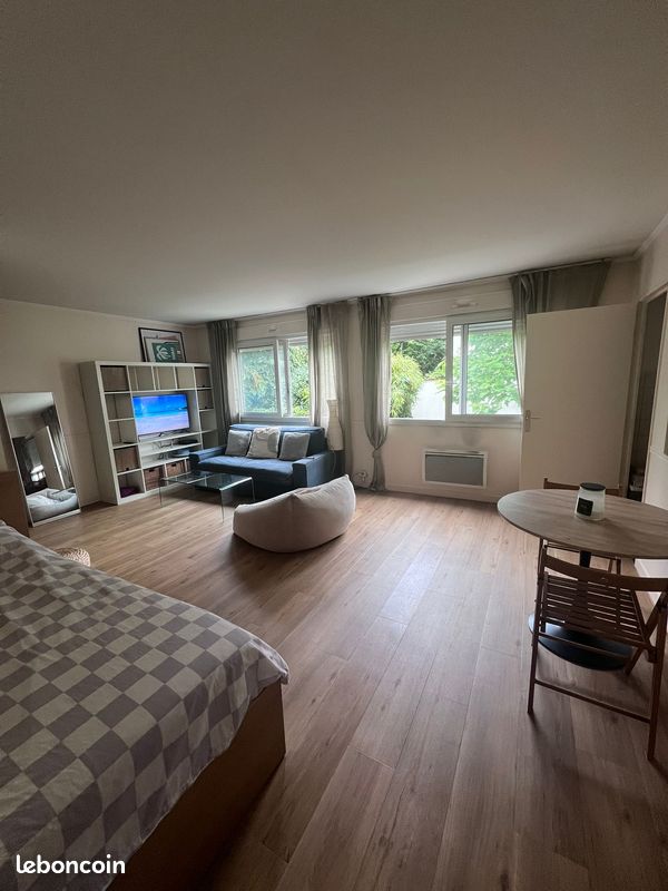 Appartement 1 pièce 40 m² · au Chesnay-Rocquencourt · 40 m² · 985 €/mois