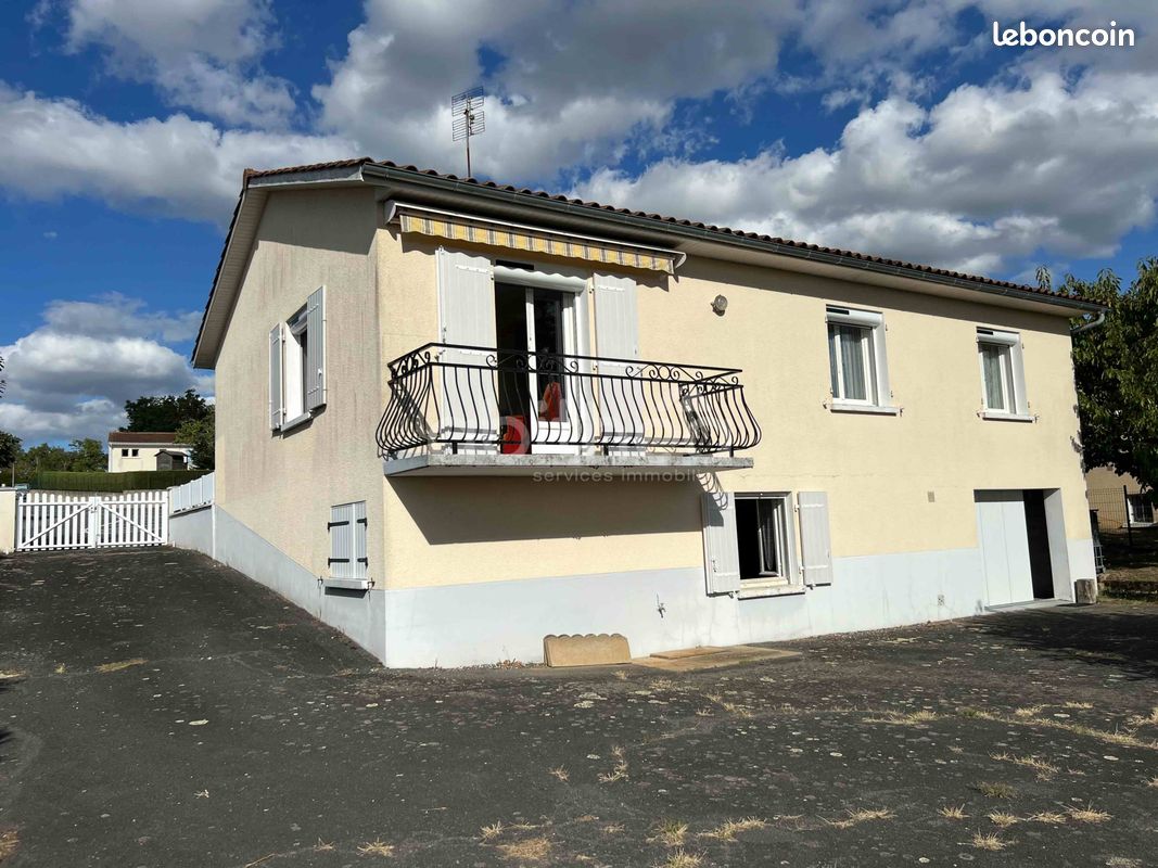 Maison 4 pièces 86 m² · à Chabanais · 86 m² · 133 000 €