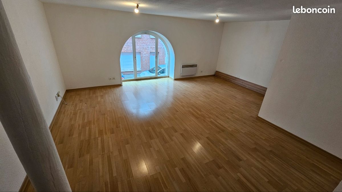 Appartement 2 pièces 64 m² · à Valenciennes · 64 m² · 125 000 €