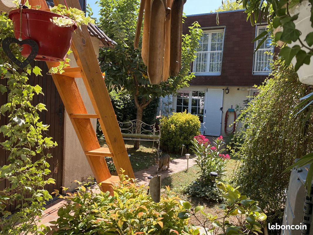 Maison 5 pièces 100 m² · à La Queue-en-Brie · 100 m² · 313 700 €