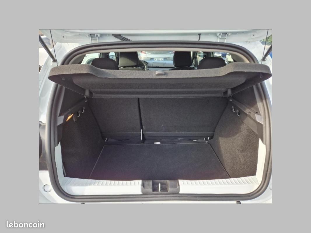 Dacia Sandero SCe 65 Essential (image 7)