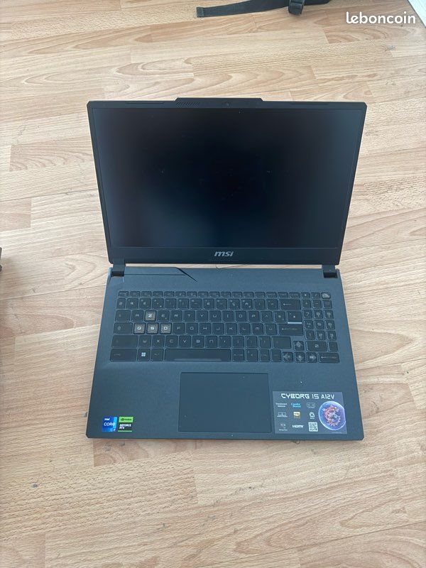 PC portable gamer MSI Cyborg 15 A12VF — RTX 4060 — Très bon état (image 1)