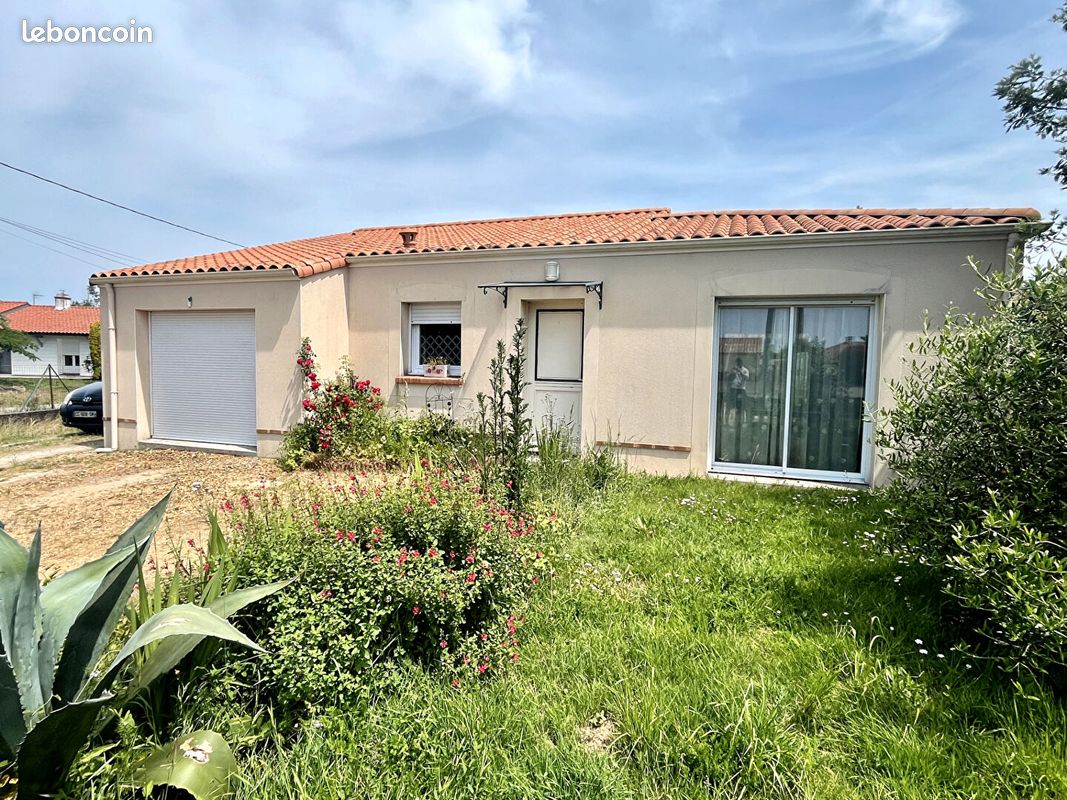 Maison 5 pièces 80 m² · à Saint-Étienne-de-Mer-Morte · 80 m² · 216 275 €