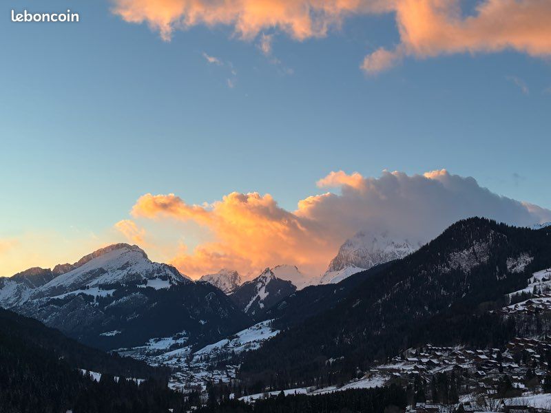 Appartement 3 pièces 46 m² · à Châtel · 46 m² · 298 000 €
