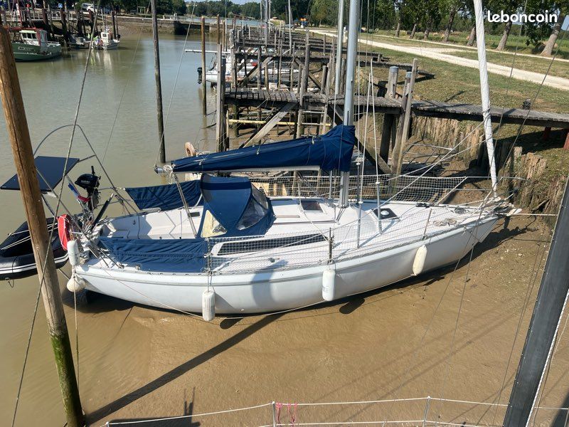 Jeanneau Aquila 28 — Vedi foto 1