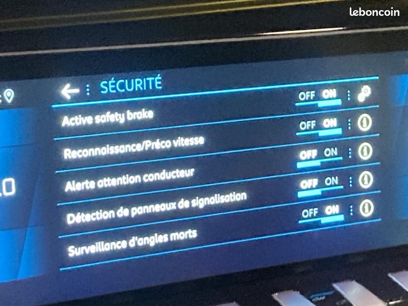 Peugeot 508 1.5 BLUEHDI 130CV EAT8 ALLURE PACK / HAYON ELECTRIQUE CAMERA (image 17)