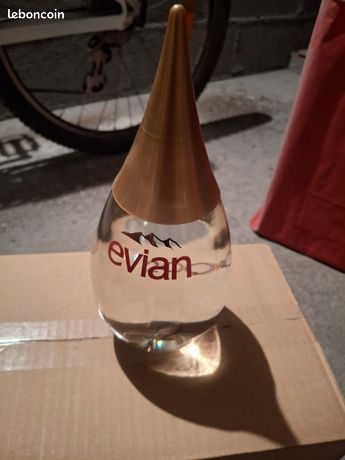 Bouteilles Evian collector 2001 Vides Canton Genève